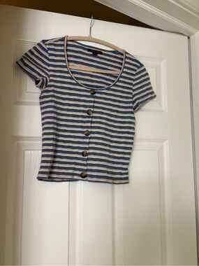 Striped Scoop-Neck Button Crop Top - Blue & Cream